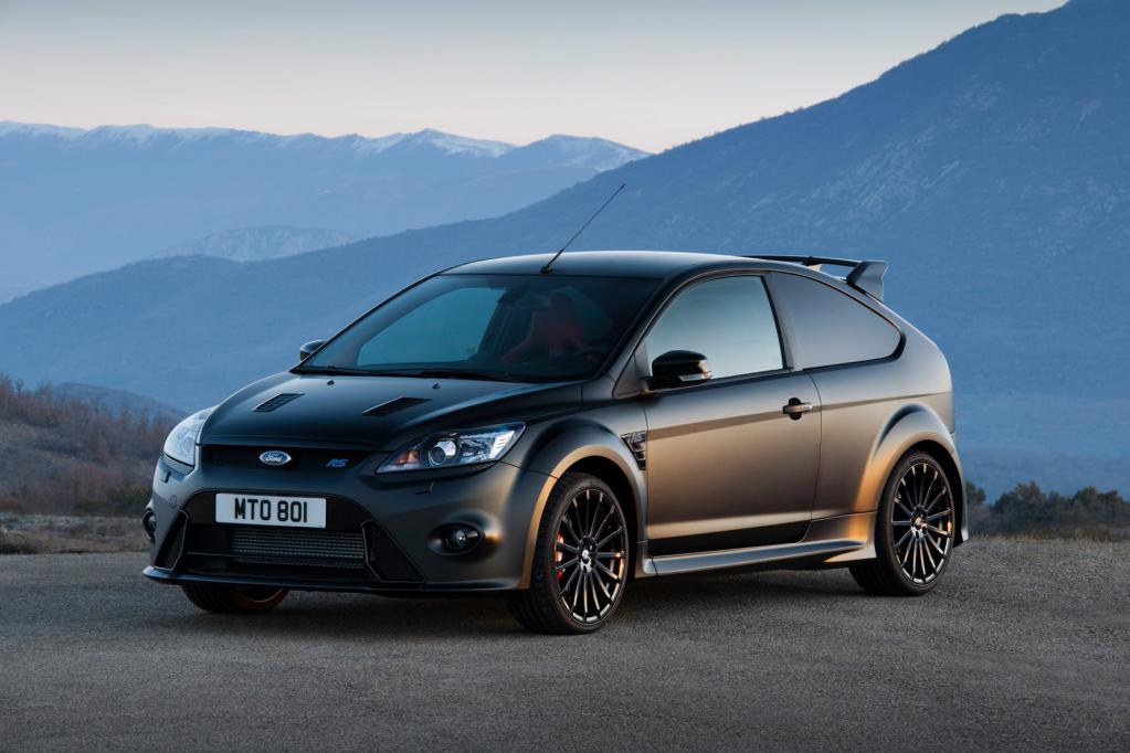 Ford Focus RS 500: Schwarze Maske 