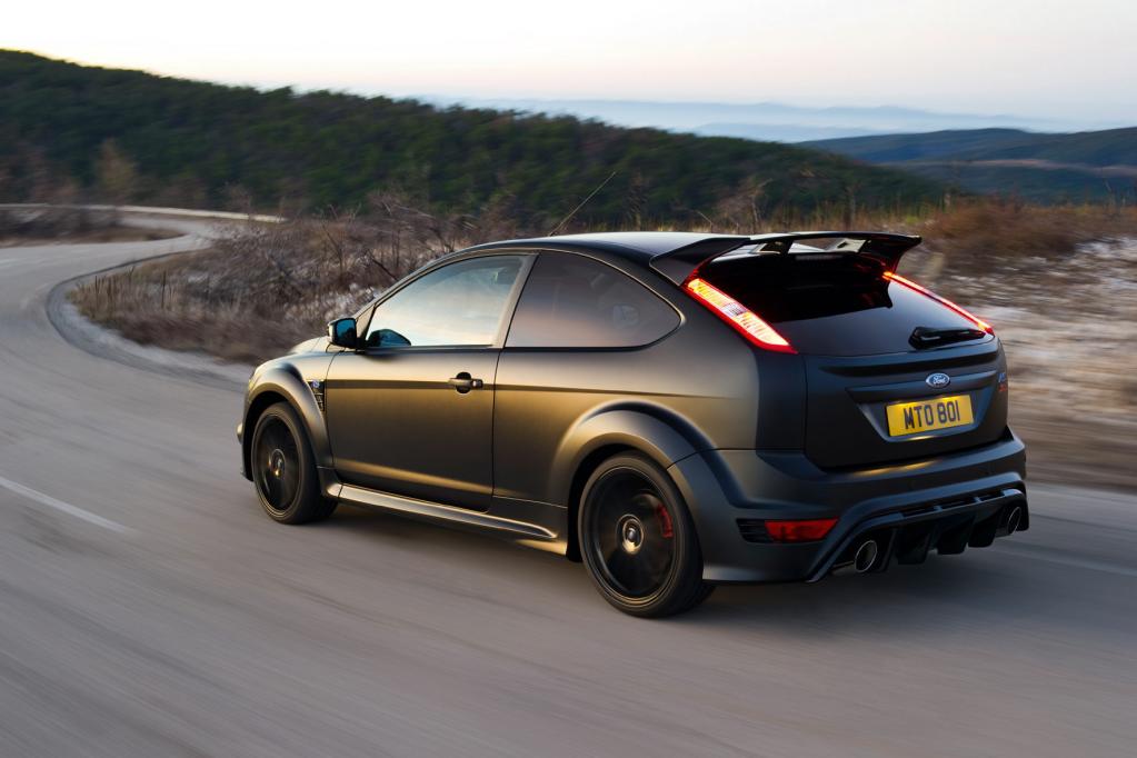 Ford Focus RS 500: Schwarze Maske 