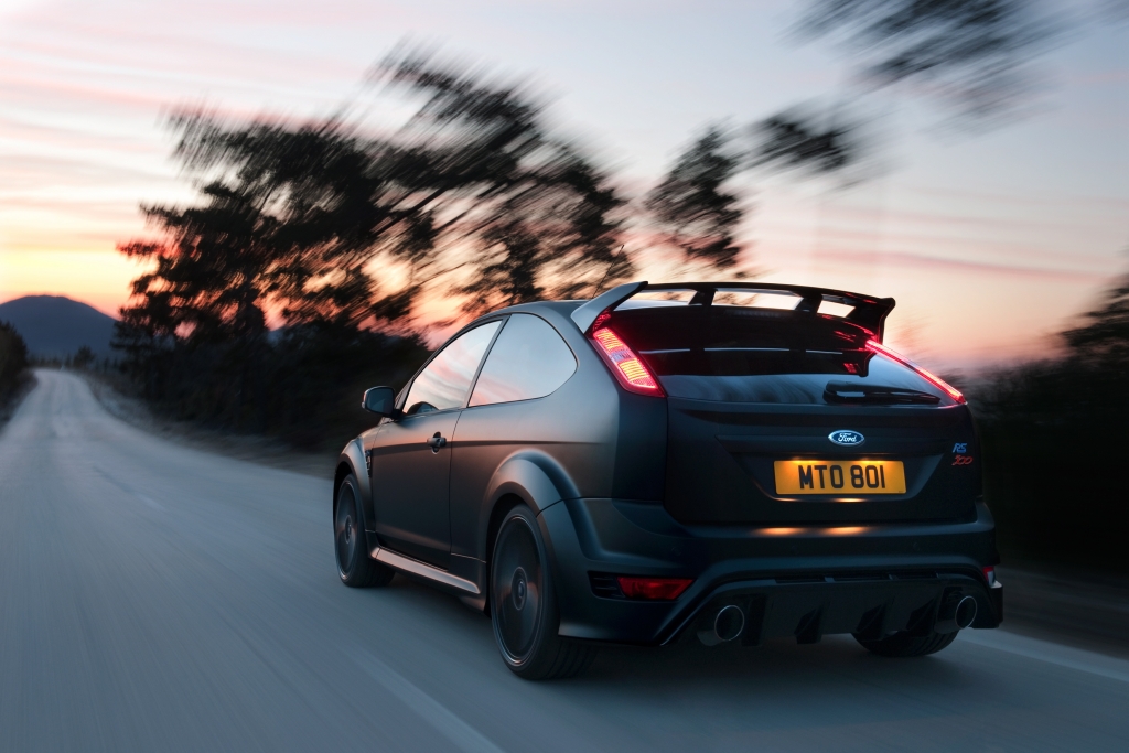 Ford Focus RS 500: Schwarze Maske 