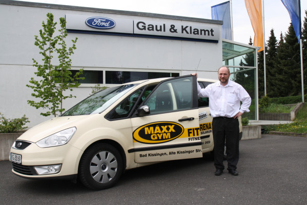 Ford Galaxy schafft als Taxi 513 000 Kilometer und läuft…