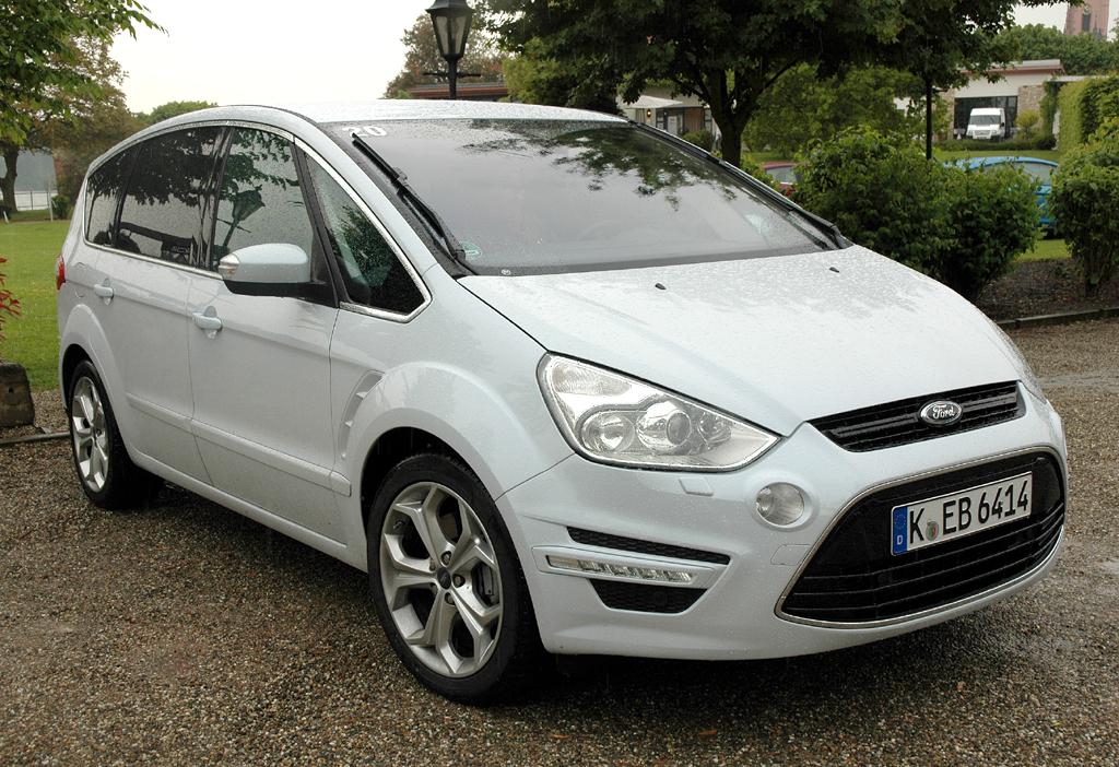 Ford aktuell: Der überarbeitete S-Max geht Ende Mai an den Start. 