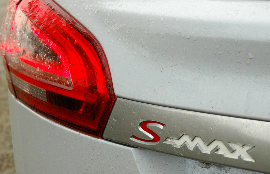 Ford aktuell: Im S-Max feiert der neue 203-PS-Ecobooster Premiere ... 