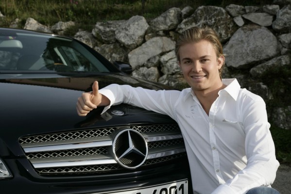 Formel 1-Stars und ihre Autos. Heute: Nico Rosberg. Rosberg und sein Mercedes C63 AMG.