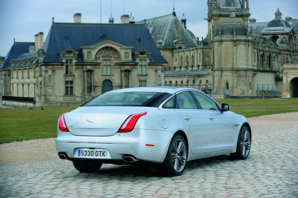 Frische beim Händler eingetroffen: Der neue Jaguar XJ 