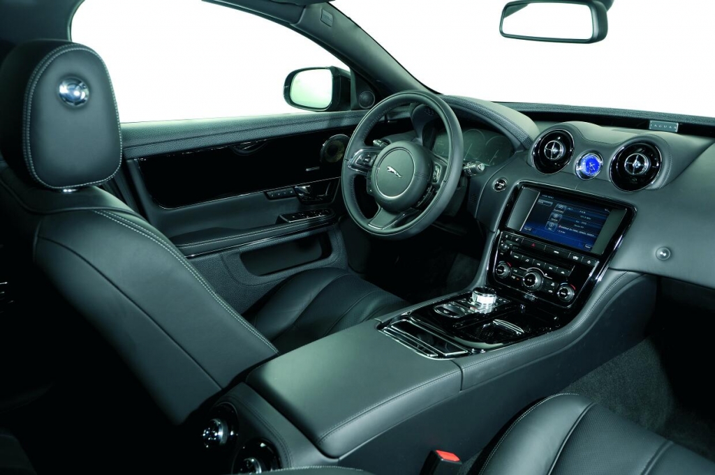 Frische beim Händler eingetroffen: Der neue Jaguar XJ 