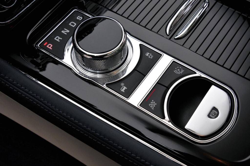 Frische beim Händler eingetroffen: Der neue Jaguar XJ 