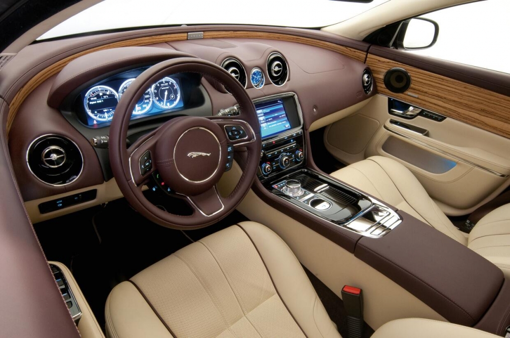 Frische beim Händler eingetroffen: Der neue Jaguar XJ 