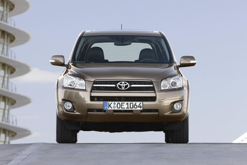 Gelifteter RAV4 kommt zu den Toyota-Händlern 