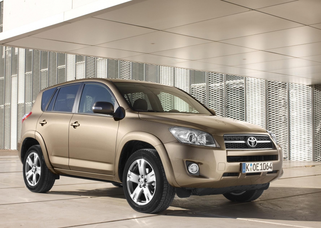 Gelifteter RAV4 kommt zu den Toyota-Händlern 