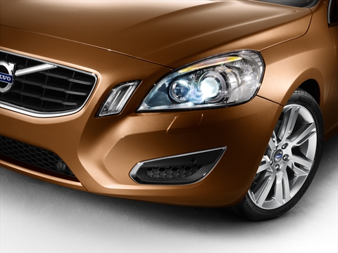 Genf 2010: Weltpremiere des Volvo S60 – Fußgängererkennung und neue GTDI-Benzin-Direkteinspritzer