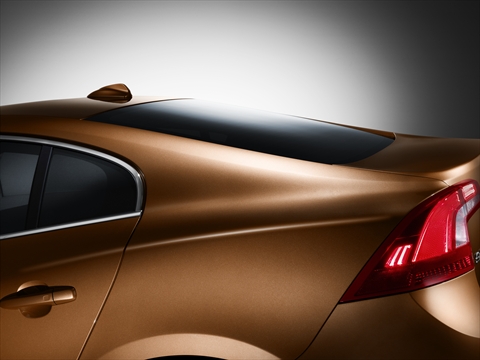 Genf 2010: Weltpremiere des Volvo S60 – Fußgängererkennung und neue GTDI-Benzin-Direkteinspritzer