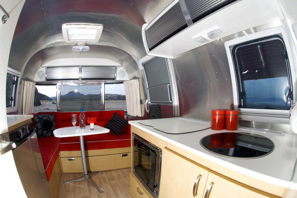 Hallo, Kleiner: Airstreams Bambi kommt nach Deutschland 