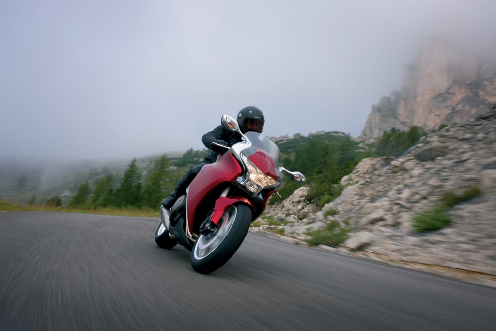 Honda VFR 1200 F DCT: Doppelt gekuppelt schiebt besser 