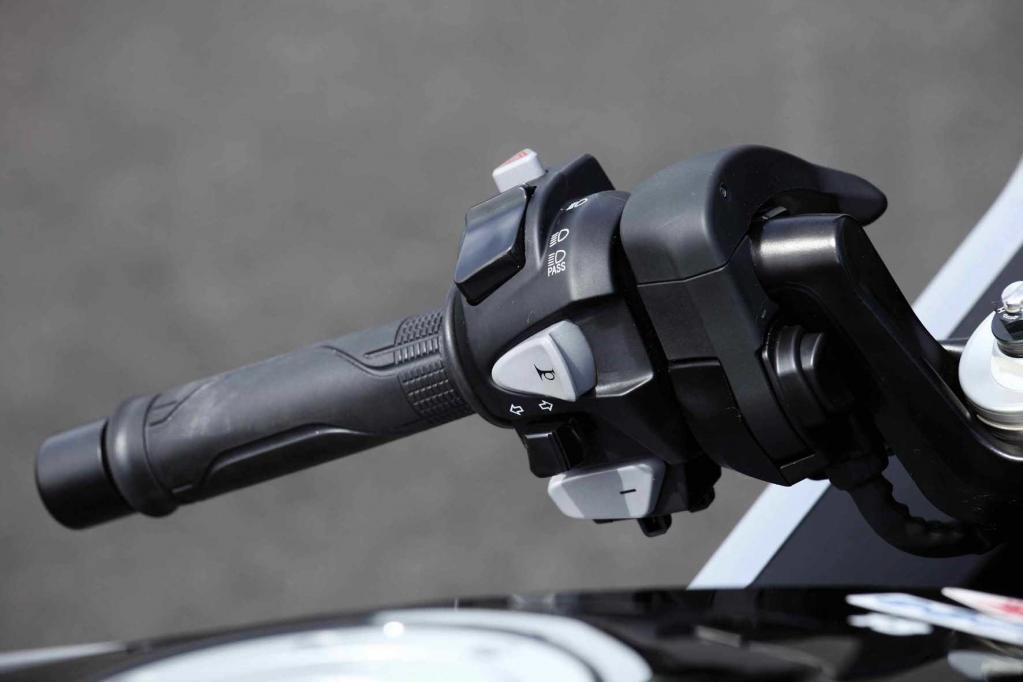 Honda VFR 1200 F DCT: Doppelt gekuppelt schiebt besser 