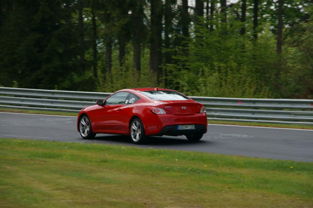 Hyundai Genesis Coupé auf der Nordschleife.