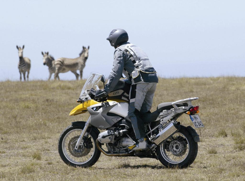 In die Werkstatt: BMW ruft 122 000 Motorräder zurück 