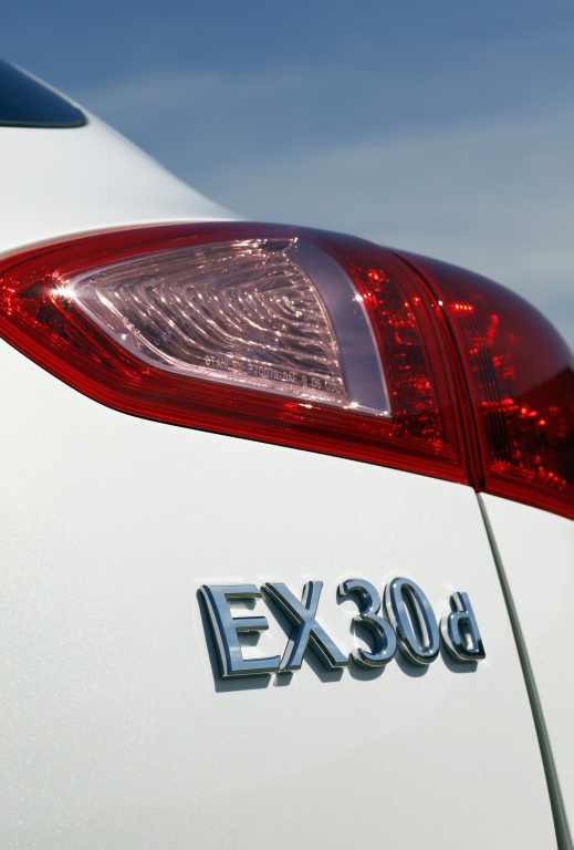 Infiniti EX mit Dieselmotor ab 47 650 Euro erhältlich 