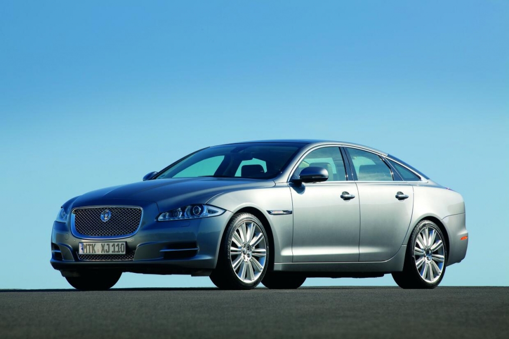 Jaguar XJ: Leichtbau-Limousine mit schwerem Erbe 