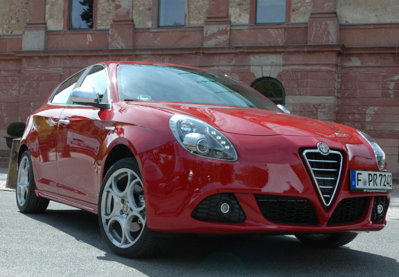 Kleine Julia: Alfa belebt mit Giulietta in 147er-Nachfolge Kultnamen wieder neu