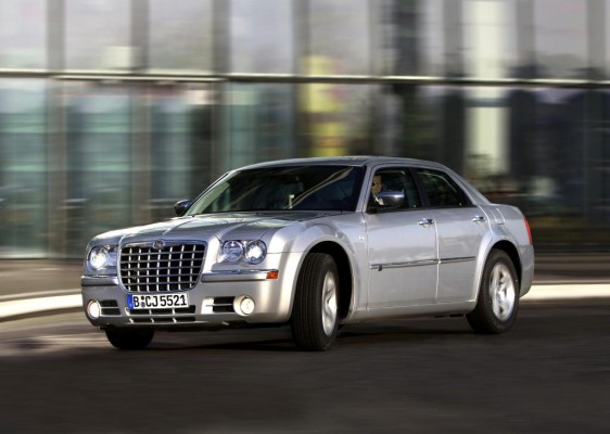 Lancia plant neues Händlernetz 