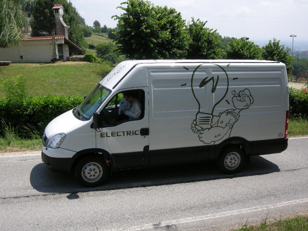 Lastesel in weißer Weste: Nutzfahrzeuge mit Elektroantrieb