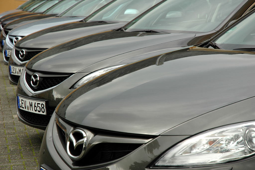 Mazda aktuell: 6er-Parade bei der Frühjahrsroadshow in Geisenheim. 