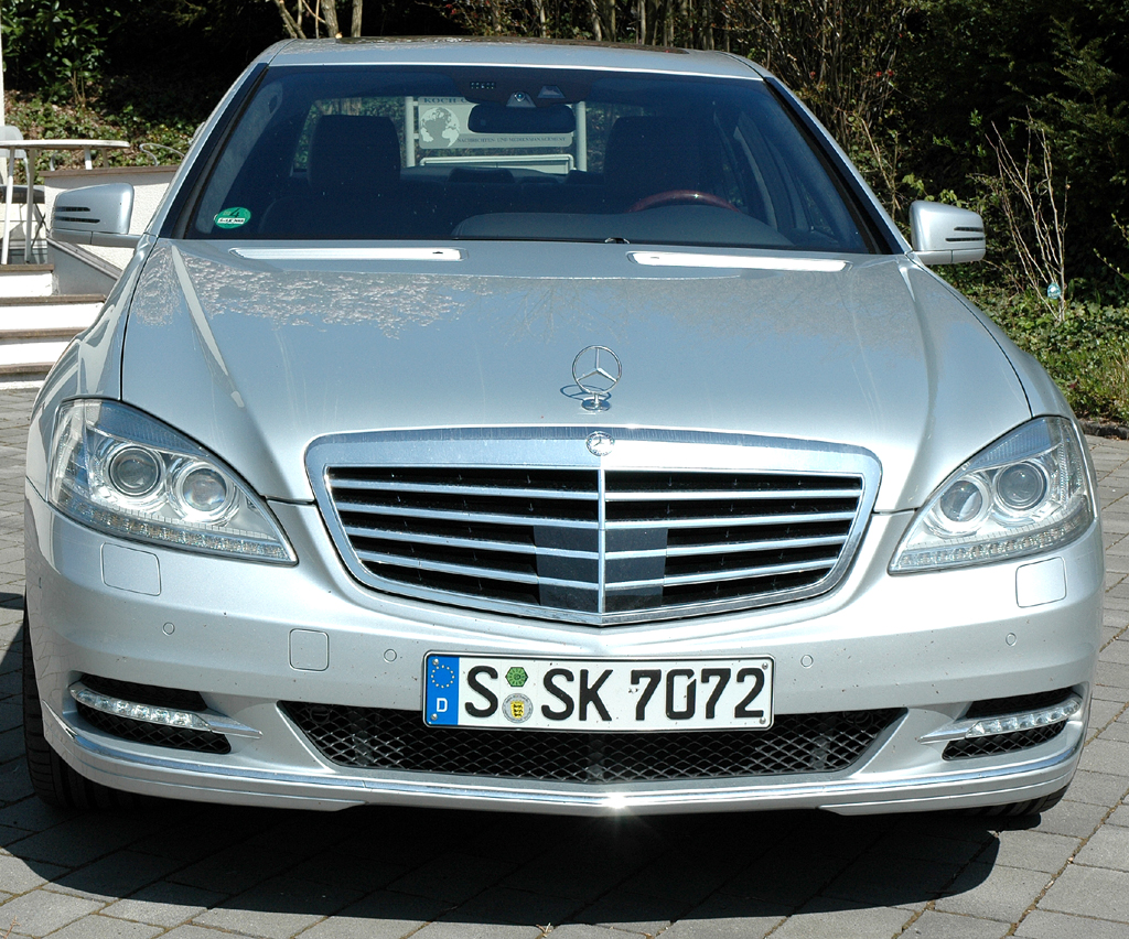 Mercedes S400 Hybrid: Frontansicht. 