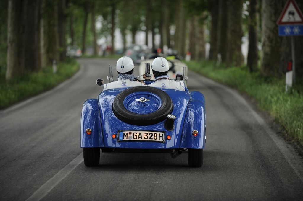Mille Miglia: Eine kleine Reise um die Welt 