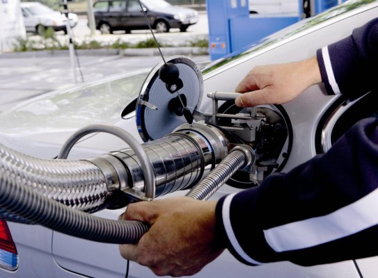 Modernste Wasserstofftankstelle Europas in Berlin eröffnet