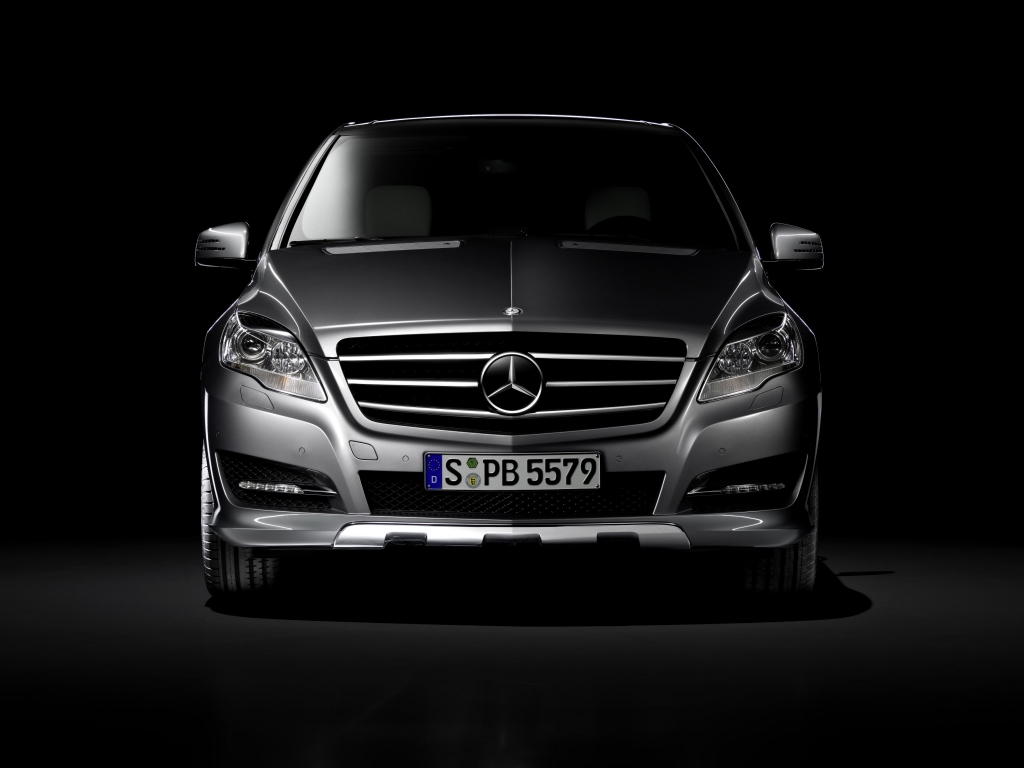 Neu bei Mercedes-Benz: R-Klasse und M-Klasse Grand Edition