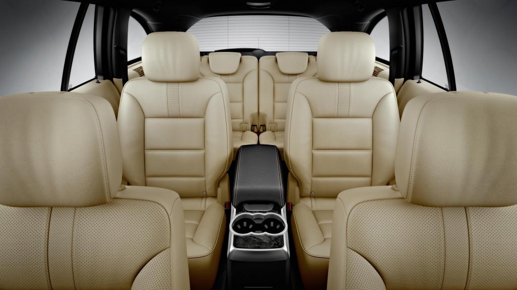 Neu bei Mercedes-Benz: R-Klasse und M-Klasse Grand Edition