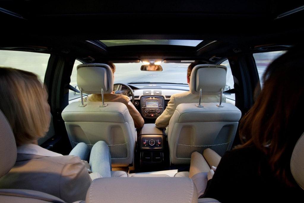 Neu bei Mercedes-Benz: R-Klasse und M-Klasse Grand Edition