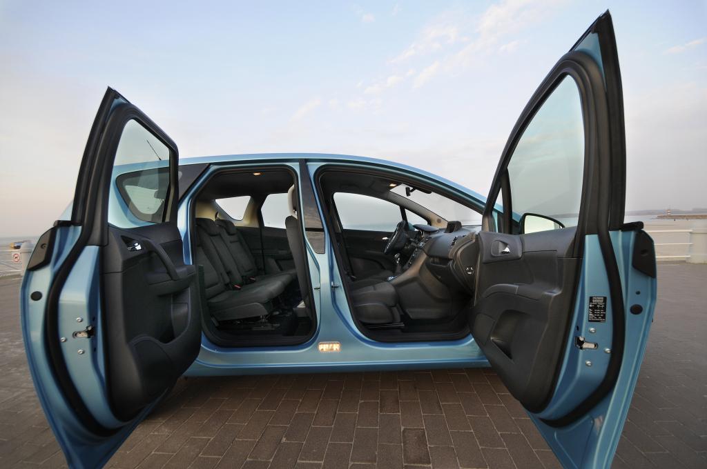 Opel Meriva gewinnt Auto Bild Design Award