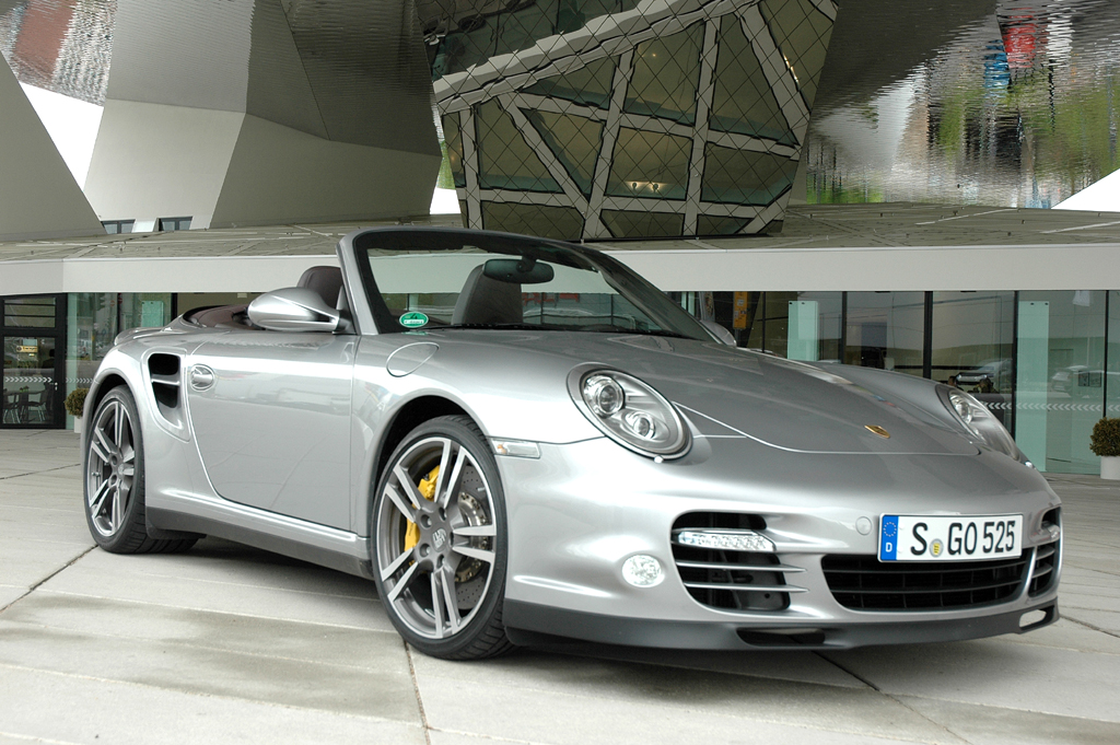 Porsches neuer 911 Turbo S, hier als Cabrio. 