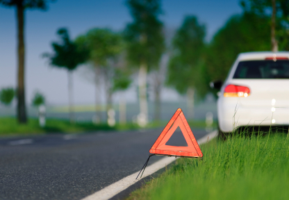 Ratgeber: Richtiges Verhalten bei Panne oder kleinem Unfall