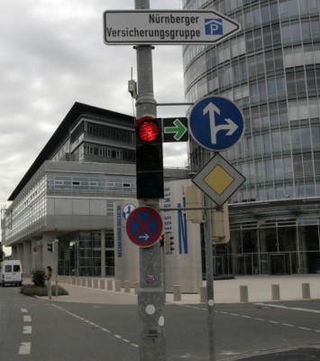 Ratgeber: Spritsparen durch umsichtige Fahrweise 
