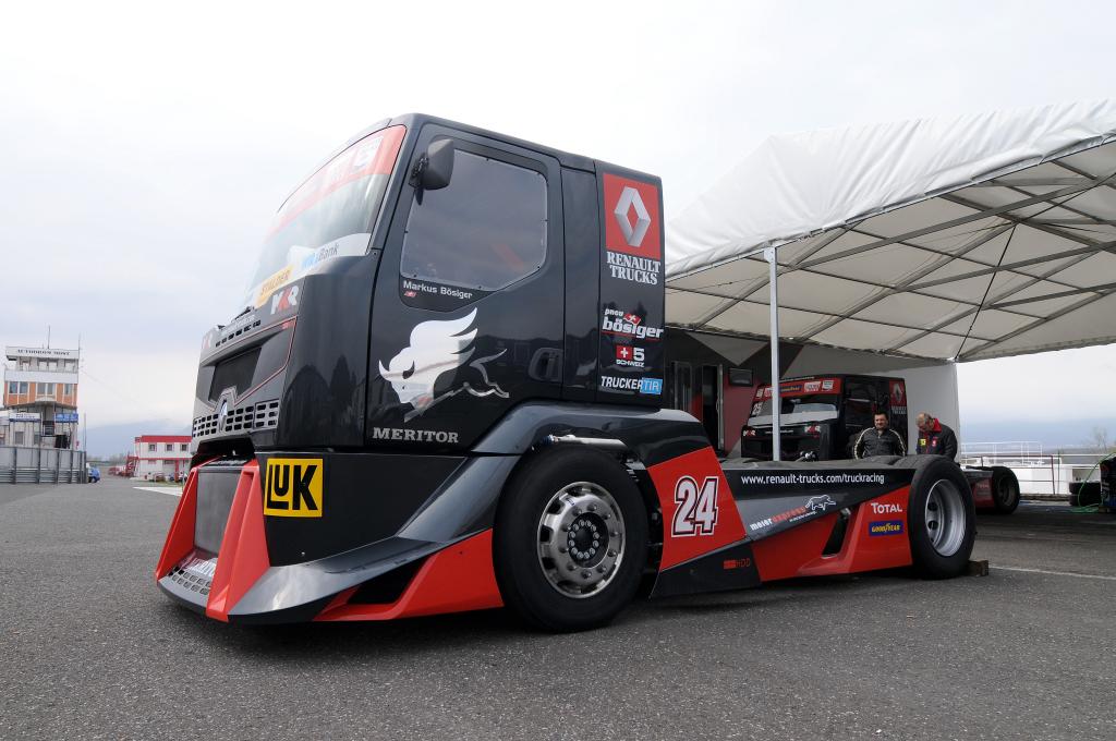 Renault Premium Course-Racetruck.