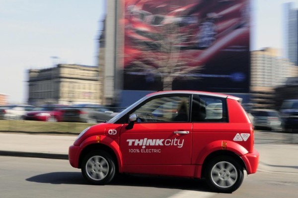 Schweizer Einzelhandels-Riese verkauft Elektroautos 