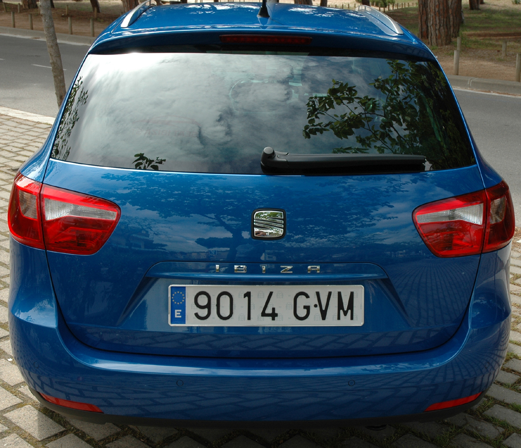 Seat Ibiza ST: Heckansicht. 
