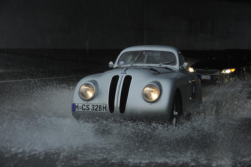 Sieger 2010: BMW 328 Mille Miglia Touring Coupé.
