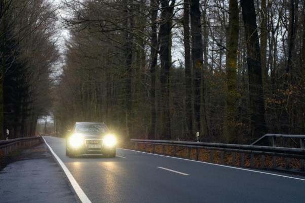 Tagfahrlicht wird 2011 Pflicht