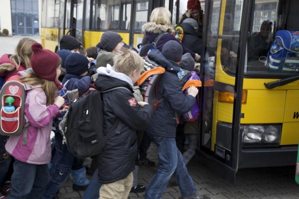 Test: Schulbusfahrer häufig zu schnell unterwegs 