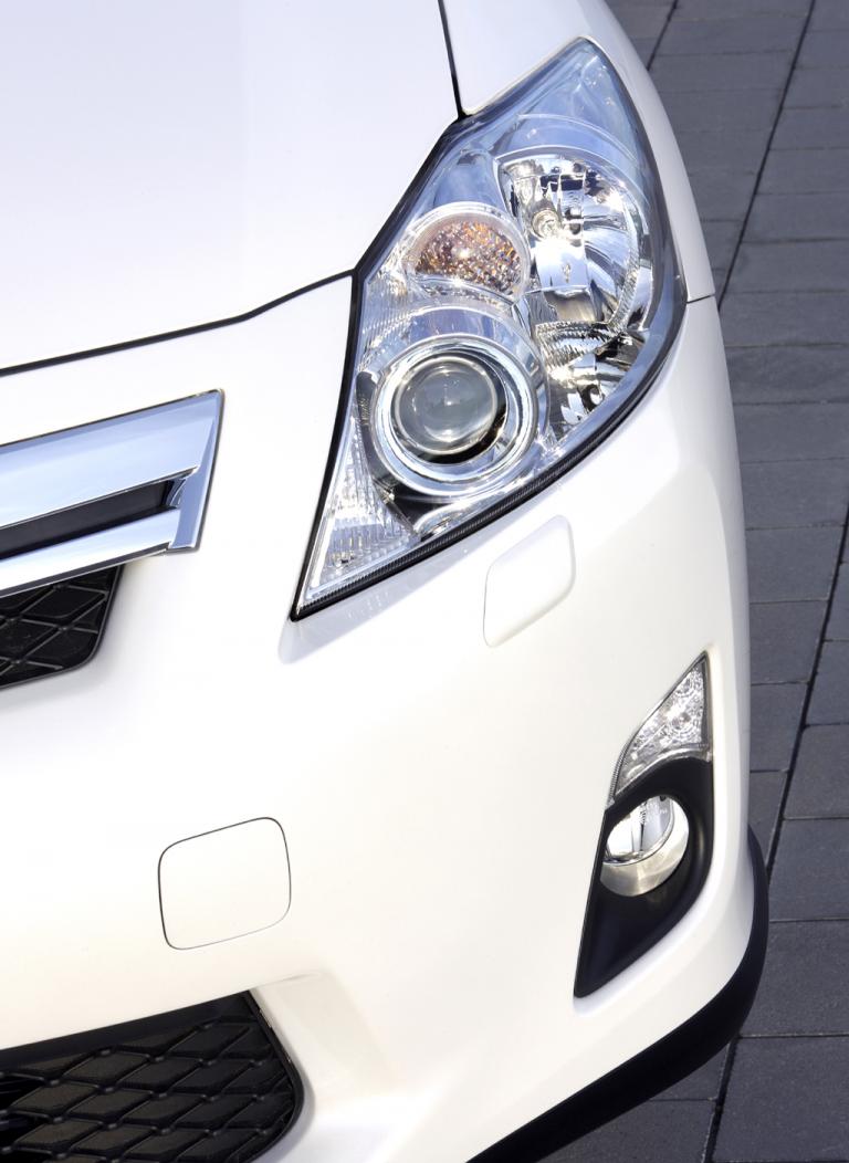 Toyota Auris Hybrid: Leuchteinheit vorn. 