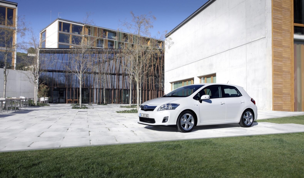 Toyota Auris Hybrid: Öko-Antrieb für die Massen 