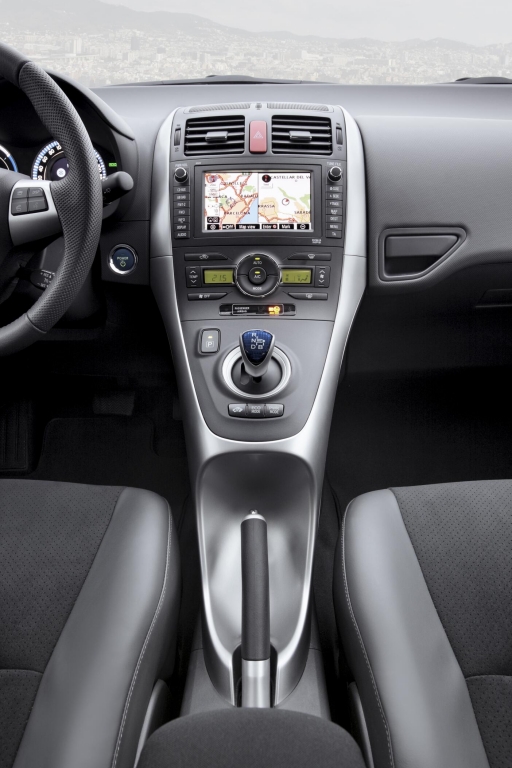 Toyota Auris Hybrid: Öko-Antrieb für die Massen 