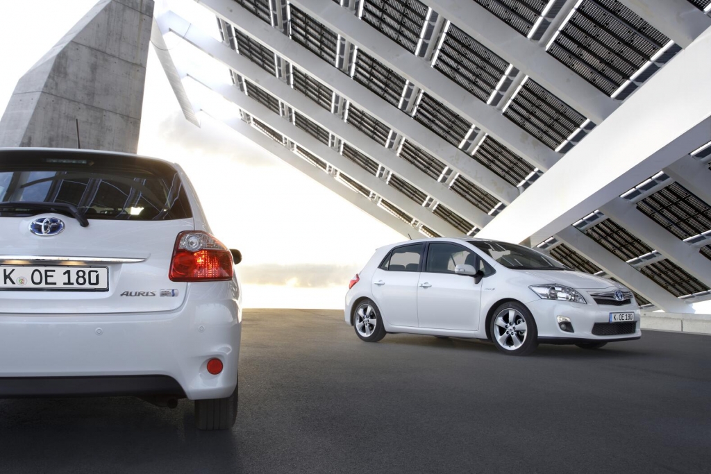 Toyota Auris Hybrid: Öko-Antrieb für die Massen 