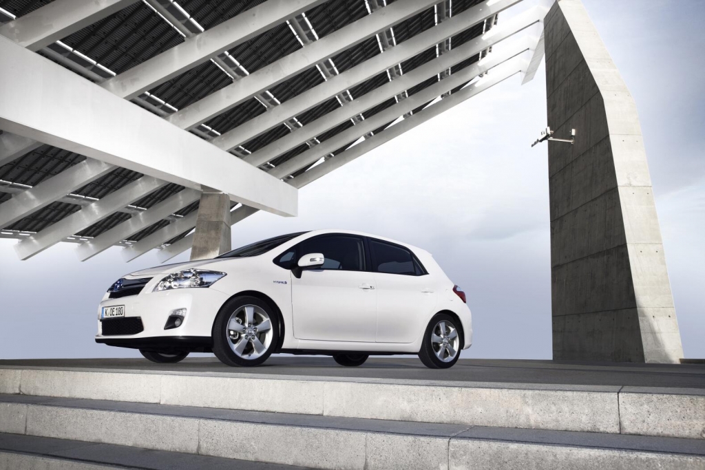Toyota Auris Hybrid: Öko-Antrieb für die Massen 