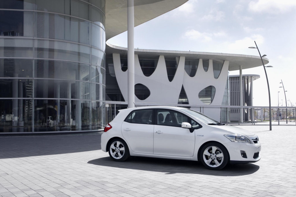 Toyota Auris Hybrid: Öko-Antrieb für die Massen 