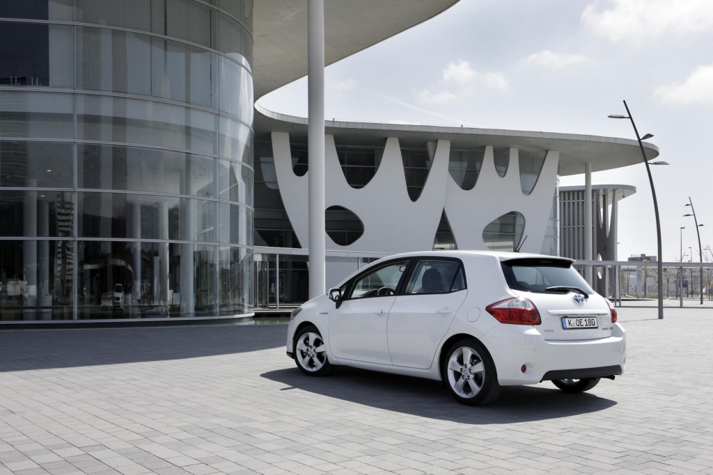 Toyota Auris Hybrid: Öko-Antrieb für die Massen 