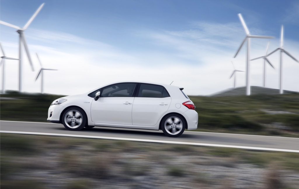 Toyota Auris Hybrid: Öko-Antrieb für die Massen 